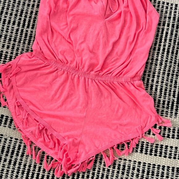 Victoria’s Secret XS hot Pink romper Tassel hem - Picture 2 of 6